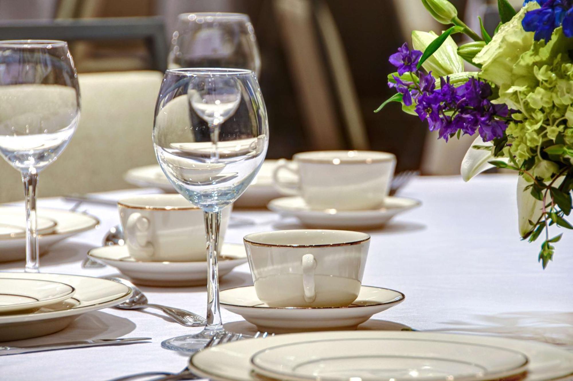 Hampton Inn & Suites Alexandria Old Town Area South Екстериор снимка
